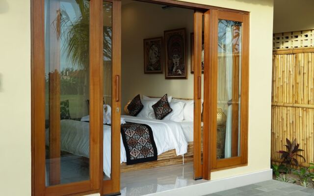 Uma Rimbun Pool Villa by Uniquecations