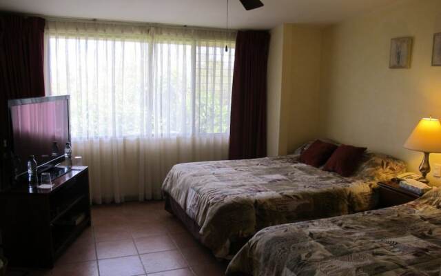 Las Cumbres Inn - Adults Only