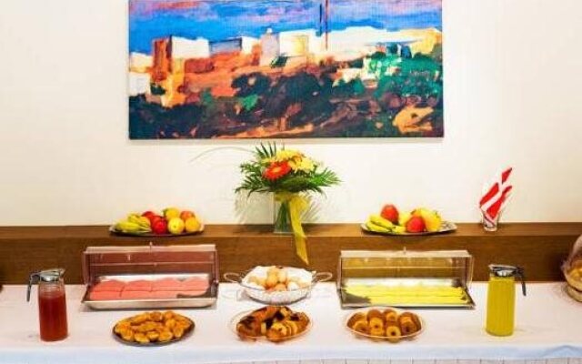 Dioni Hotel