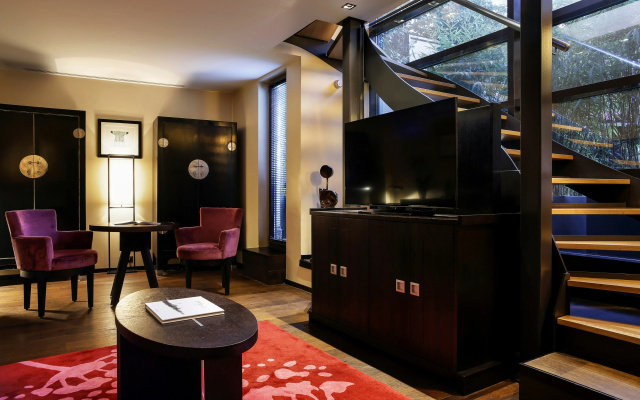 Eastwest Hotel