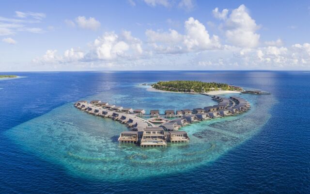 The St. Regis Maldives Vommuli Resort