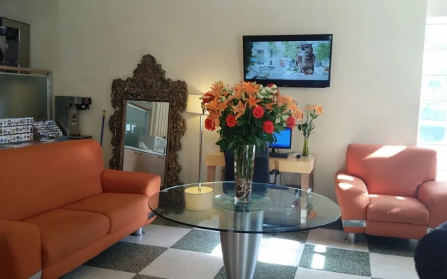 Ocean Spray Hotel By Rabbu