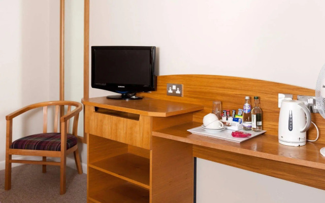 The Avon Causeway Hotel