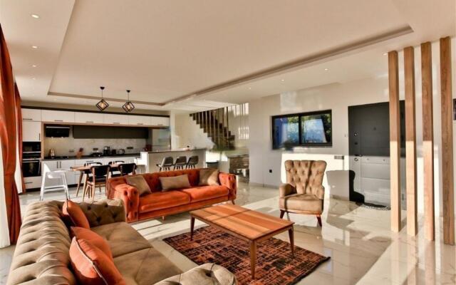 Villa With Jacuzzi Hammam Sauna and Pool in Kas