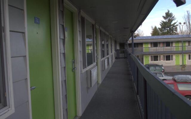 Banfield Motel