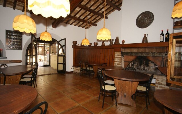 Mountain view Holiday home in Montelparo Marche with Swimming Pool