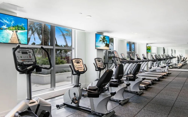 Luxury 2BR Condos at Hollywood Beach