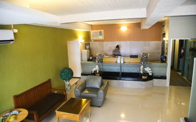 Quoalla Hotel Makati