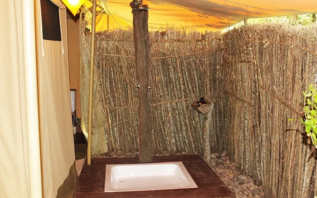 Mara Ngenche Safari Camp