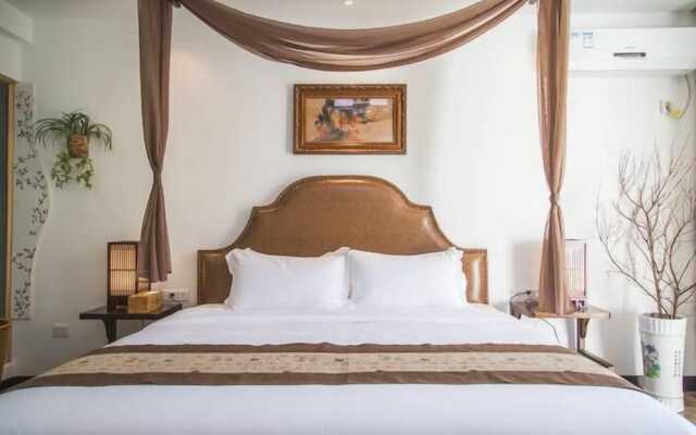 QuietYard YangshuoRiverside HolidayHotel