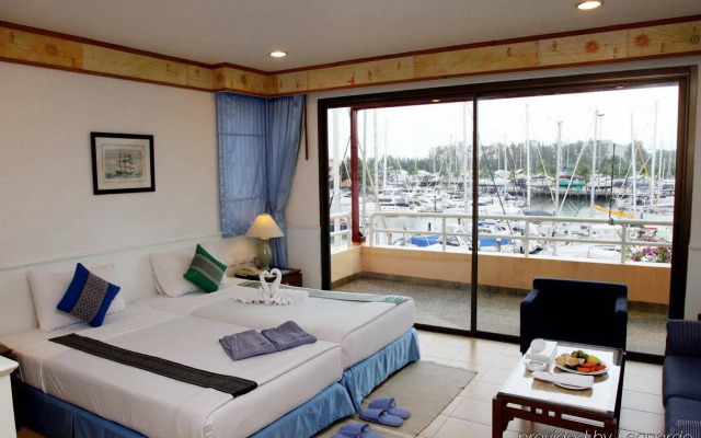 Boat Lagoon Resort