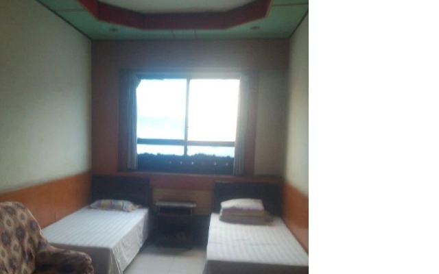 Sapphire Inn