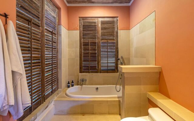 Villa Angsa by Nakula