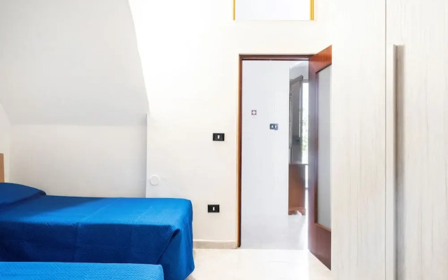 4196 Tina House & Parking by Barbarhouse