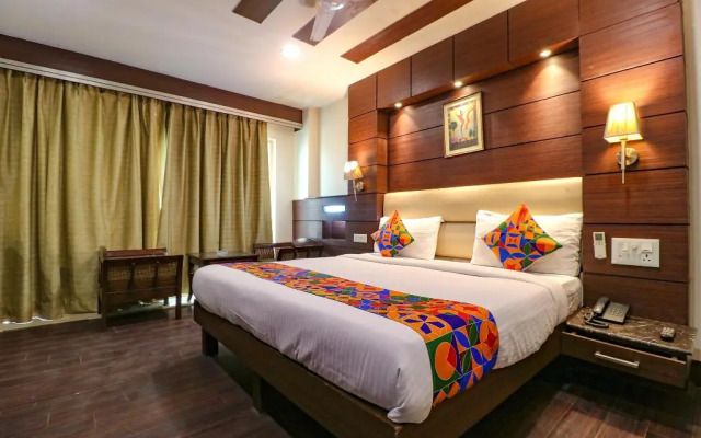 Treebo Trend Hotel Elite