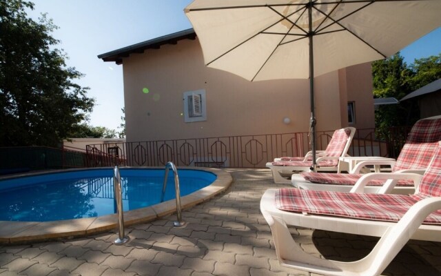 Ivona - Open Swimming Pool - A1