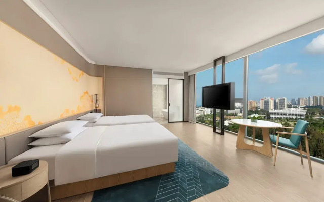 HUALUXE Resort Beihai Silver Beach by IHG