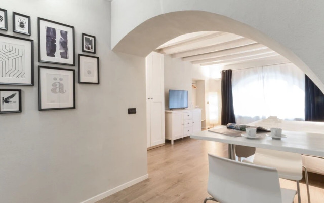 Italianway - Rosales 1 B