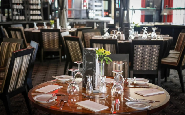 The Cumberland Hotel - OCEANA COLLECTION