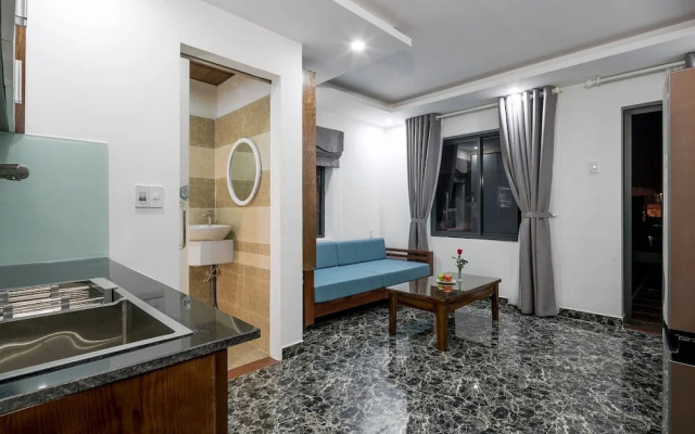 Marinas Penthouse Close To Popular Attractions