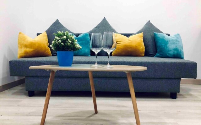 Apartment with One Bedroom in Madrid, with Wifi