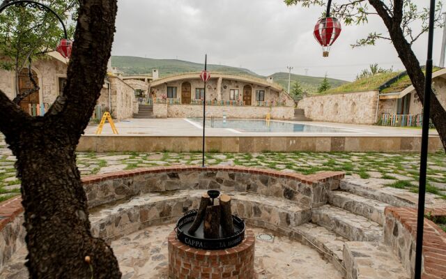 Cappadocia Hobbit House