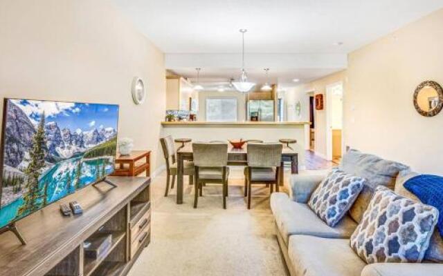 Outlook Condos at Oyhut Bay