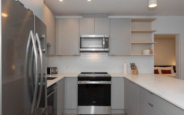 Tally Ho By Revelstoke Vacations