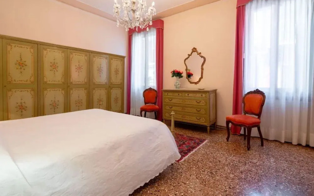 The Arsenal Large Apartment