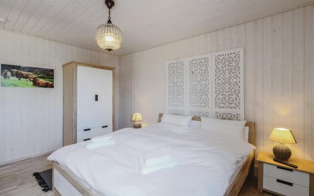 Stunning Home in Zerpenschleuse With 2 Bedrooms and Wifi