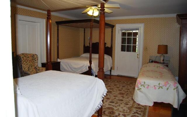 Glenfield Plantation Historic B&B