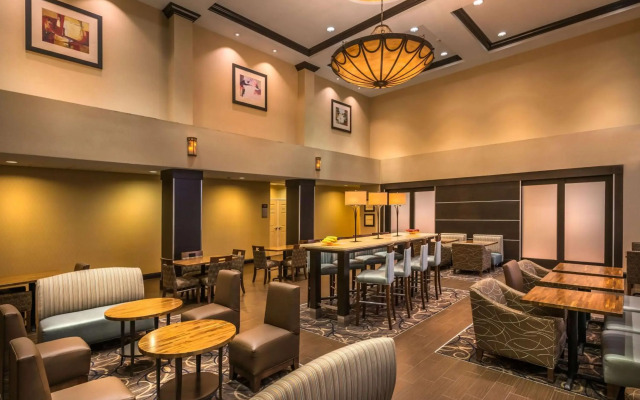 Hampton Inn & Suites Reno