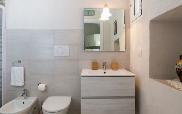 Sea and the city Apartments by Wonderful Italy