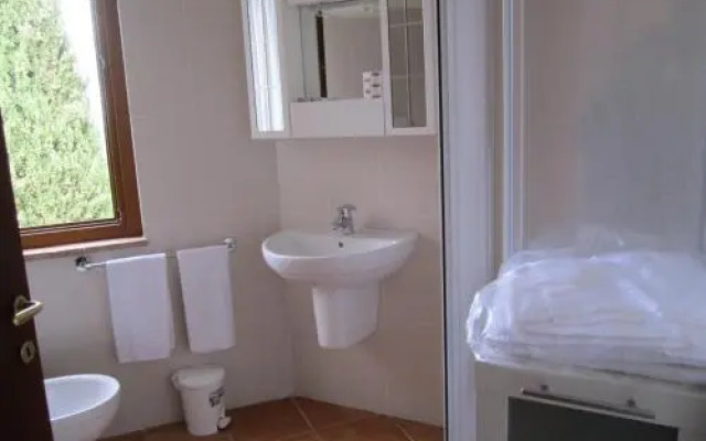 Madonna Del Poggio CAV