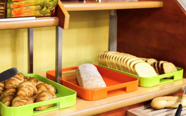 Ibis Budget Coutances