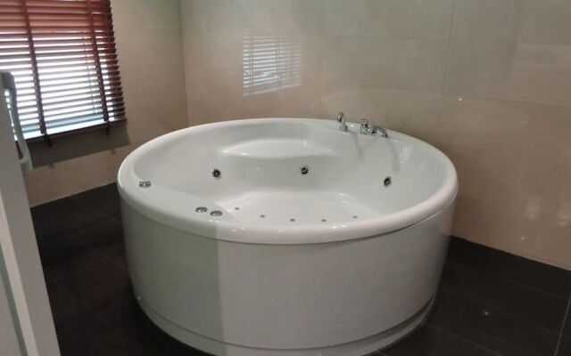 Dary Furnished Apartments 2