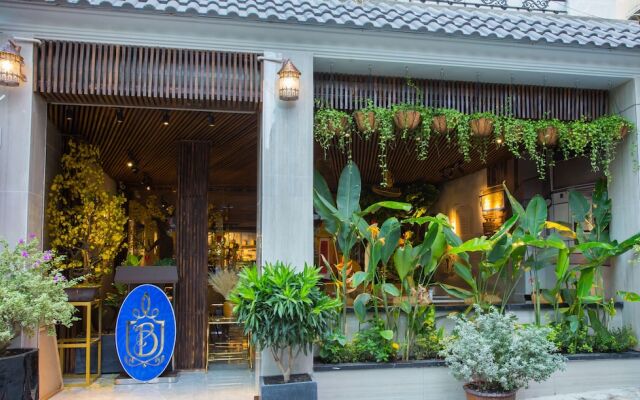 Nicecy Hotel Suites &  Spa