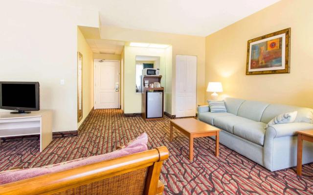 Rodeway Inn Central Clearwater Beach