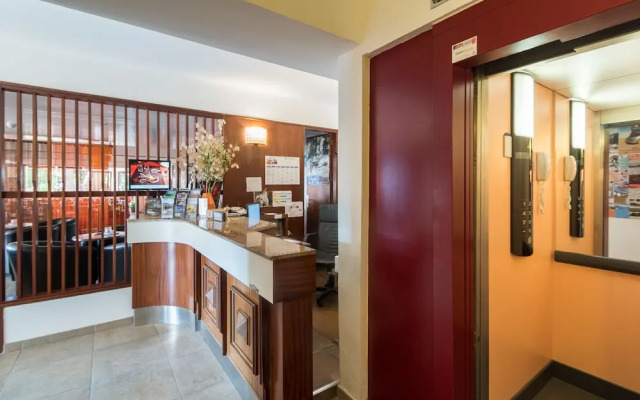 Le Porto Appart'Hotel