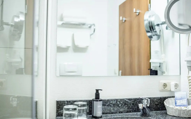 Alm- & Wellnesshotel Alpenhof