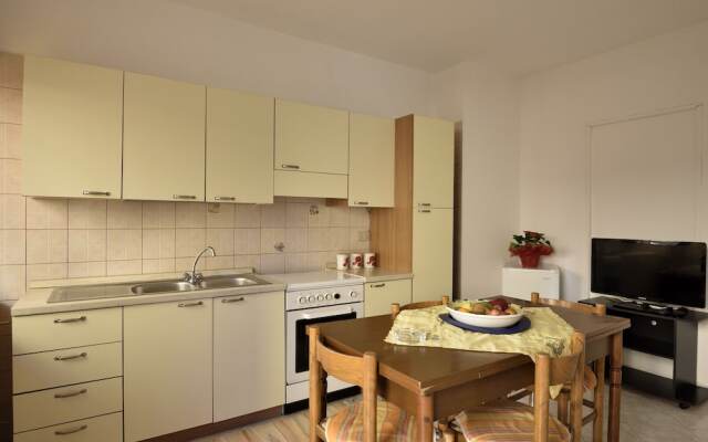 House With Garden and Barbecue 1 km From the Sea, 2 Bedrooms
