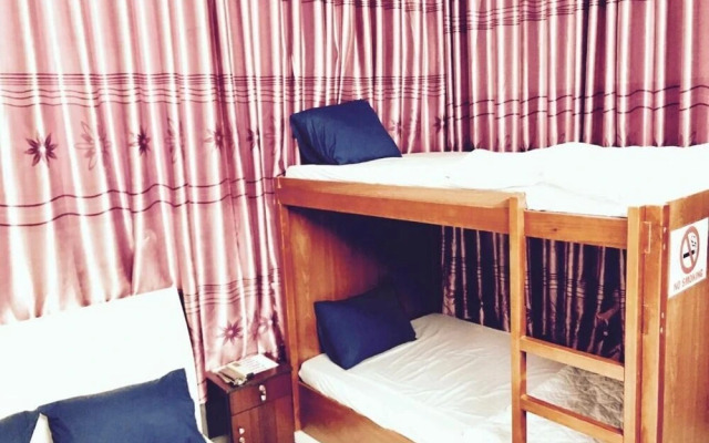 Mi Mi Backpackers Hostel