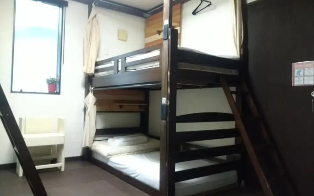 Guest House Umebachi - Hostel