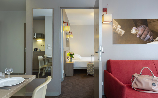 Nehô Suites Porte de Genève - Gare Annemasse