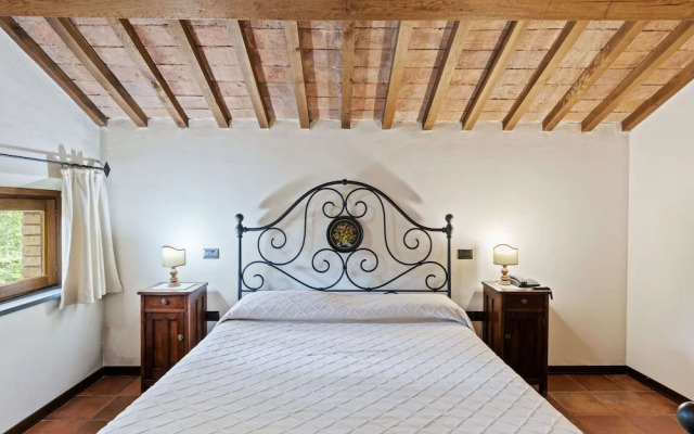 Charming Umbrian Stay for 4 Guests
