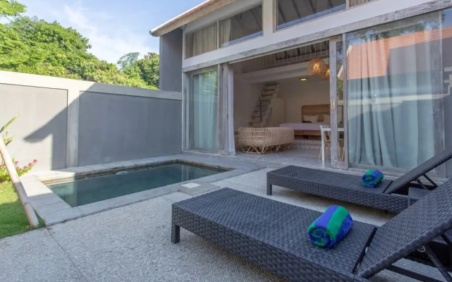 White Studio Villa