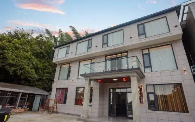 Hengshan Palm Tree Garden Self-operated Homestay (Central Scenic Area)