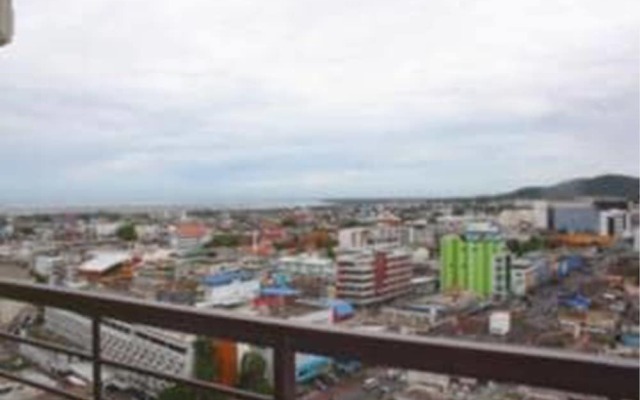 Eak Condoview