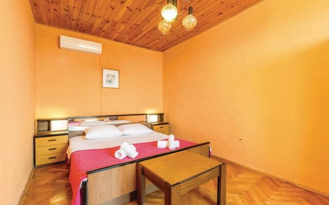 Stunning Home in Omisalj With Wifi and 4 Bedrooms