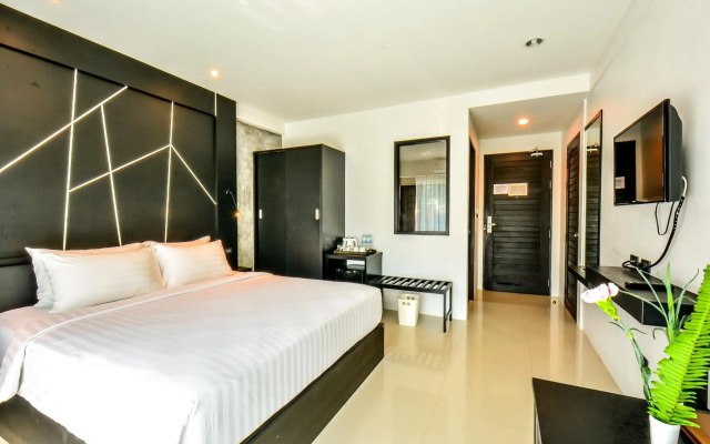 Peach Blossom Resort & Pool Villa